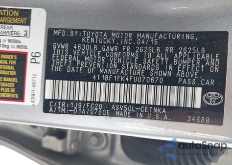 2015 Toyota Camry Le/Se/Xle/Xse z USA, uszkodzony, nr VIN 4T1BF1FK4FU070670